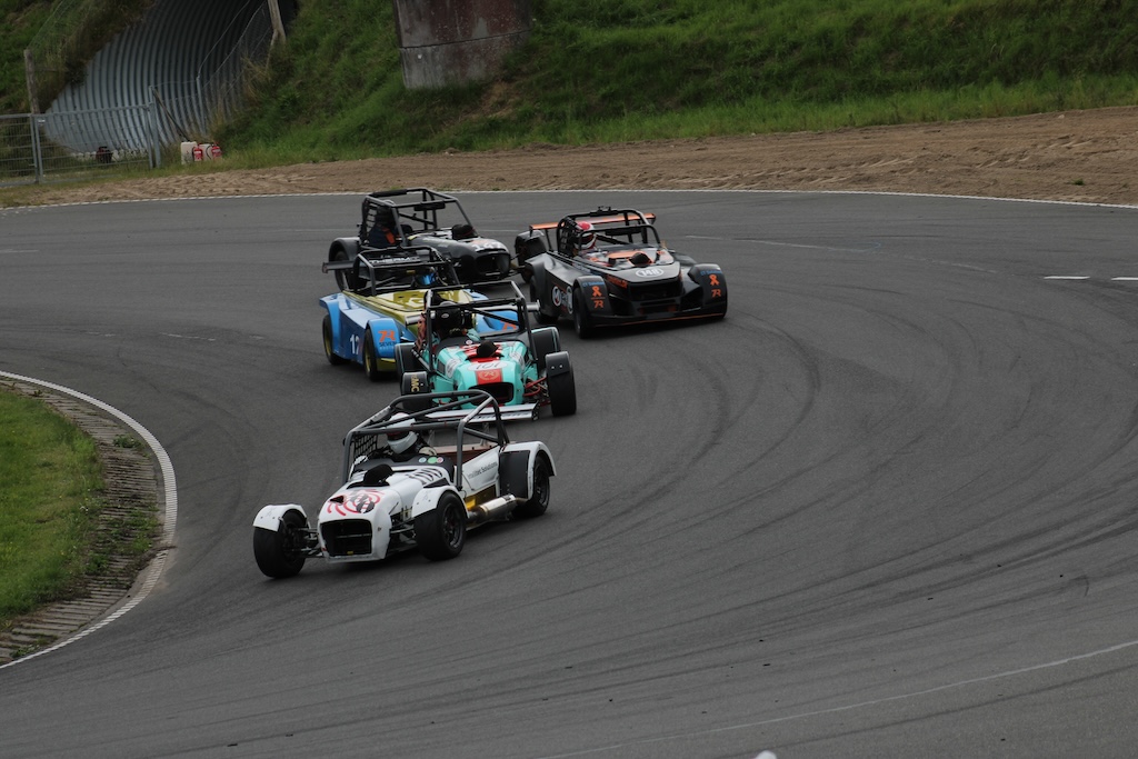 Chres Juul Jørgensen i Seven Classic Suzuki B-King 08
(Foto: Motorsporten.dk)